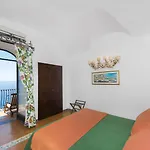 Miramare 4* بوسيتانو